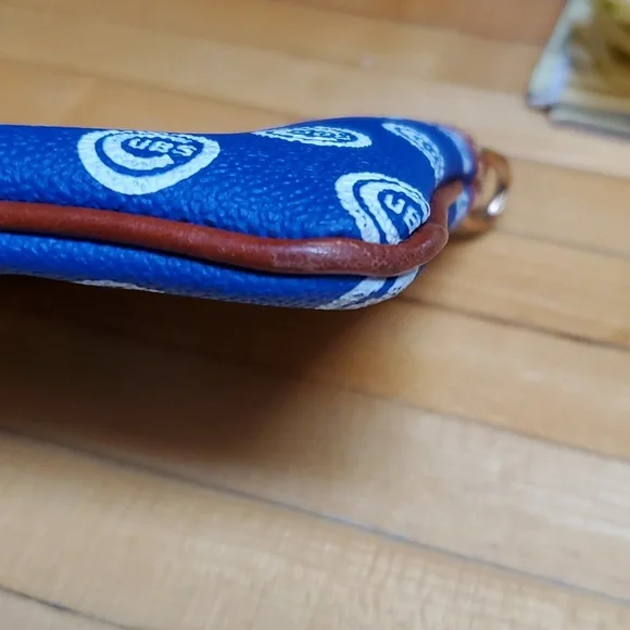 Dooney & Bourke World Series Cubs Wristlet - Picture 4 of 7